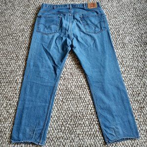 Levi’s Men’s 505 Regular Fit Denim Blue Jeans Waist 42 Length 32